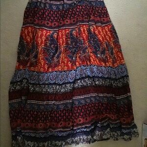 💖Host Pick💖 Beautiful lined boho maxi skirt